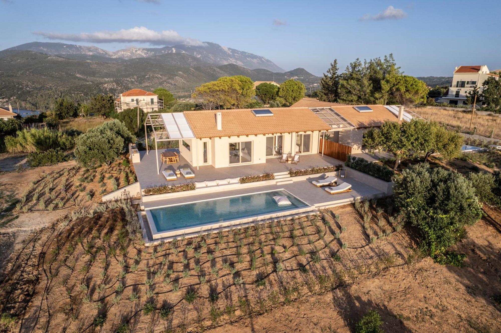 Avertosia Luxury Villas Argostoli  Exteriör bild
